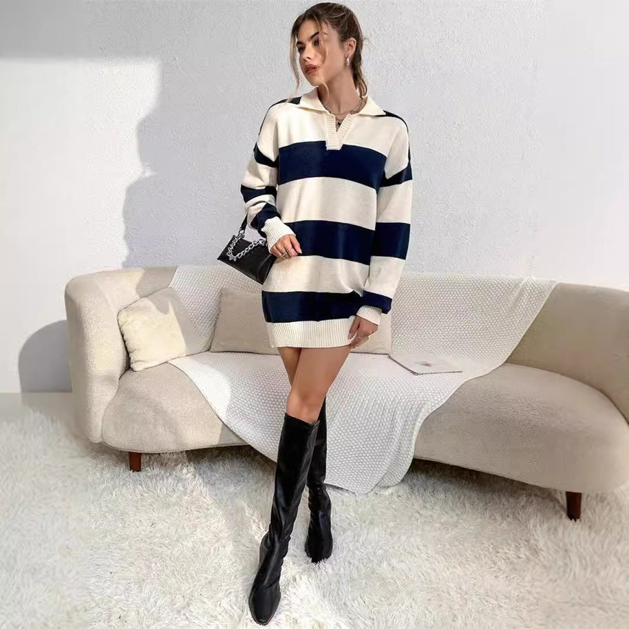 Damen Pullover-Kleid mit modernem Streifenmuster und detailreicher Knopfleiste WW