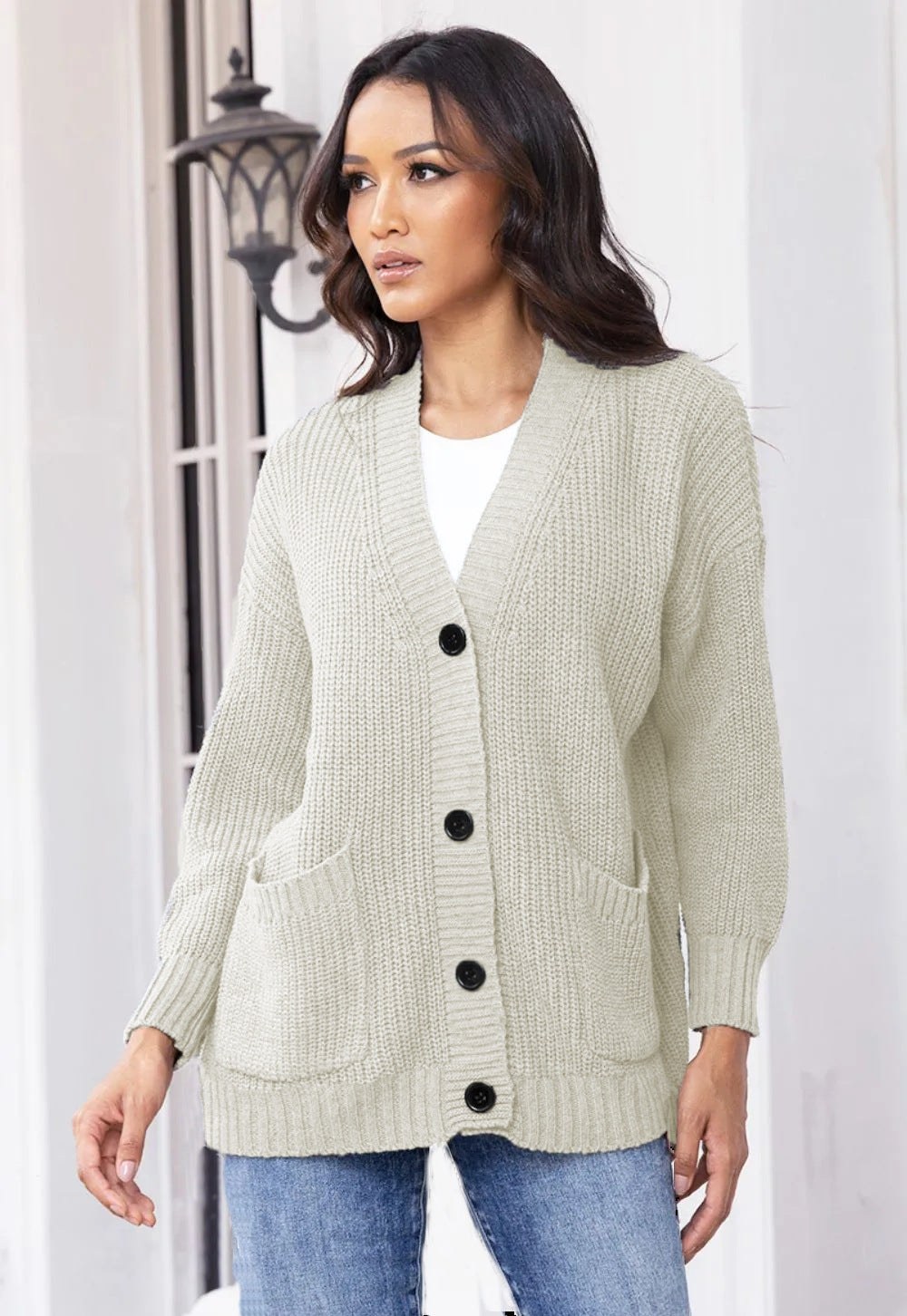 Damen Strickjacke mit großen Taschen und klassischem Knopfverschluss WW