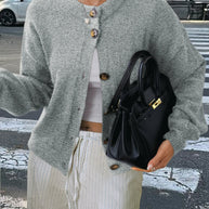 Damen Strickjacke mit Knopfdetails und lässigem Schnitt WW
