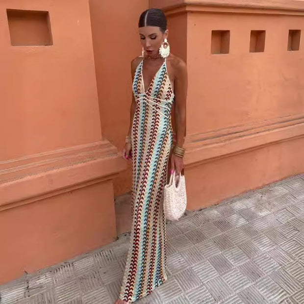 Damen Maxikleid mit tiefem V-Ausschnitt und raffinierten Häkel-Details WW