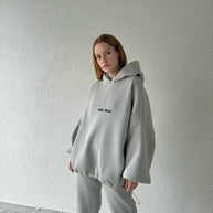 Damen bequemer Hoodie mit weitem Schnitt und praktischen Kängurutaschen WW