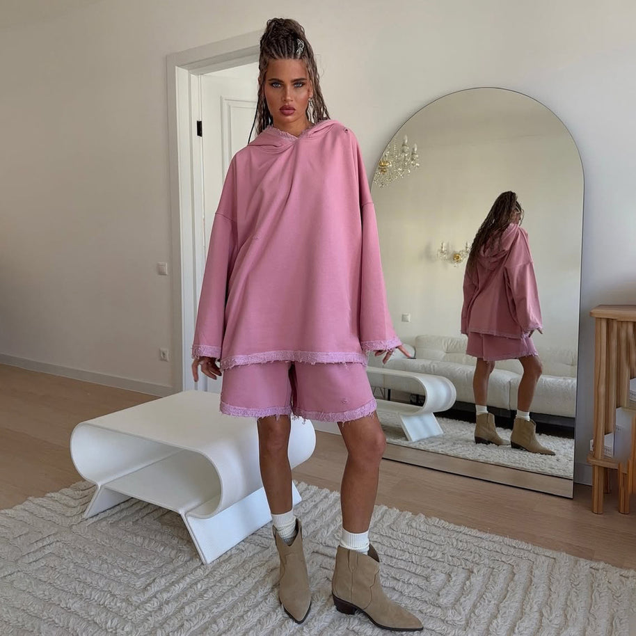 Damen sportlicher Oversized Hoodie mit fransigen Details und Shorts-Set WW
