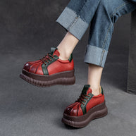 Damen Chunky Plateau-Sneaker aus hochwertigem Leder mit raffinierten Details WW
