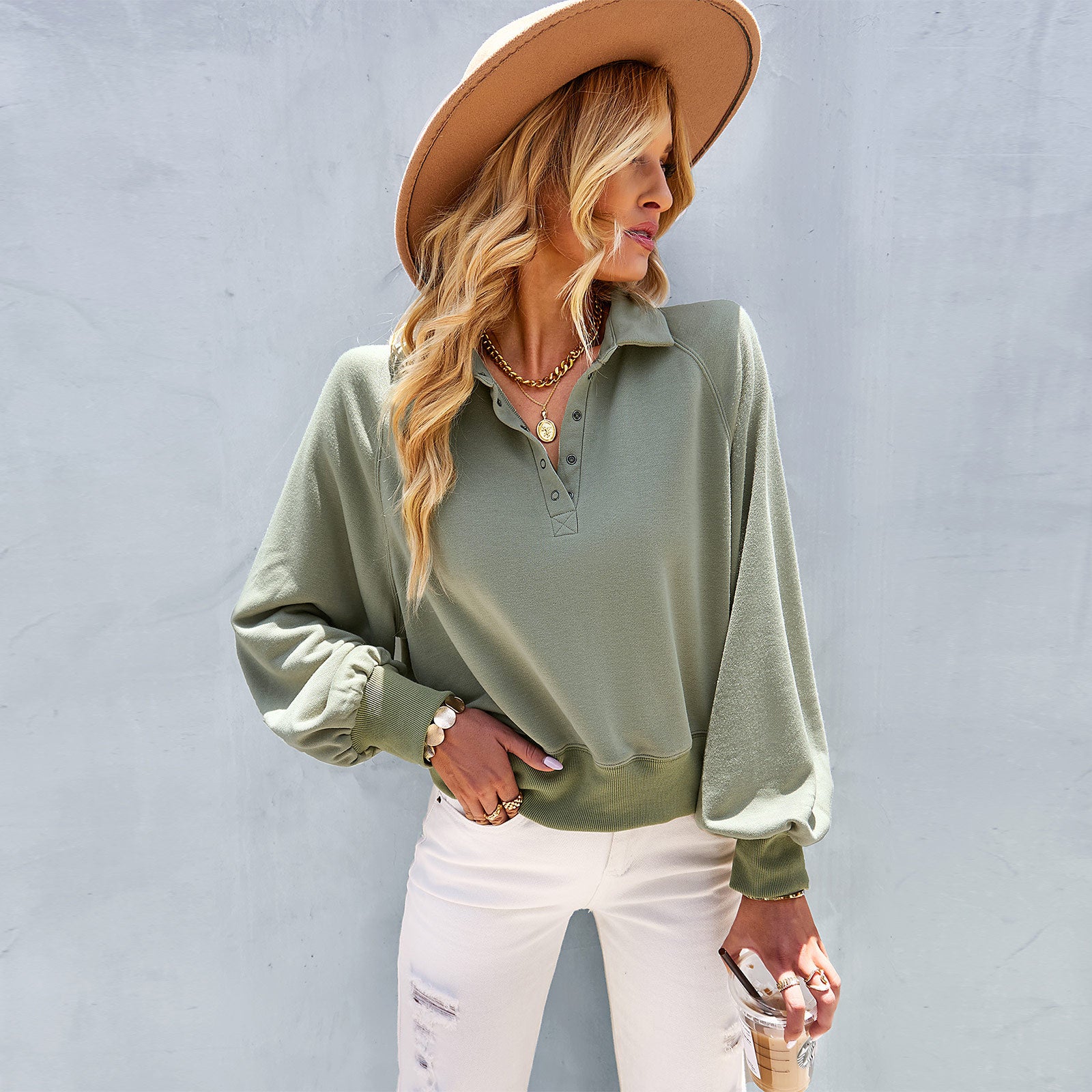 Damen sportlicher Pullover mit oversized Ärmeln und Kragen WW