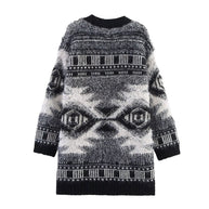 Damen Strickjacke mit geometrischem Muster und tiefem V-Ausschnitt WW