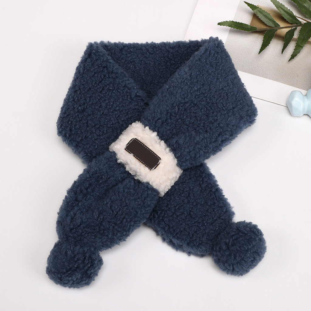 Damen Kuscheliger Fleece-Schal mit verspielten Pompons und Leder-Applikation WW