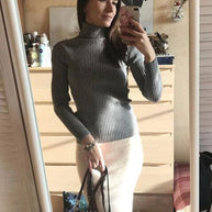 Damen Rollkragenpullover mit feiner Rippstruktur und figurbetonter Passform WW