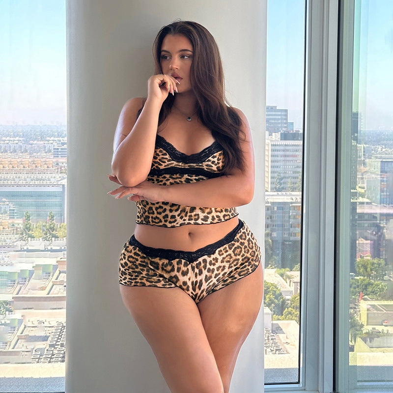 Damen Schlafanzug-Set mit Spitzenakzenten und Leo-Print WW