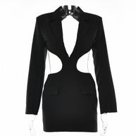 Damen Blazer-Kleid mit aufregendem Cut-Out-Design und kontrastierenden Details W&W