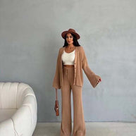 Damen Strickanzug mit weiten Ärmeln und Knopfleiste WW