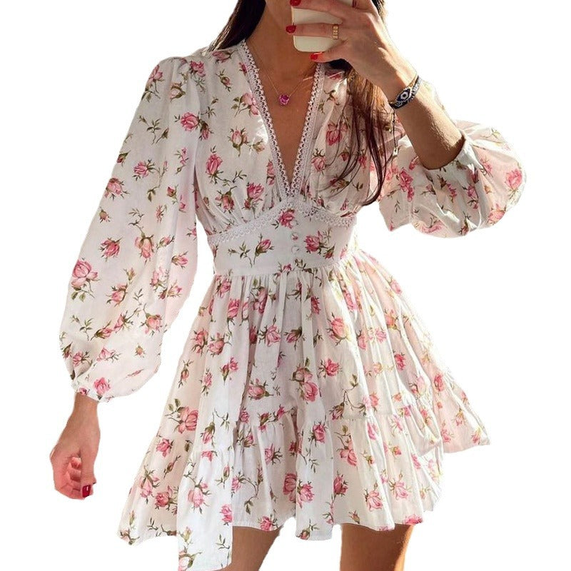 WW | V-Ausschnitt Plissiertes Kurzarm Kleid