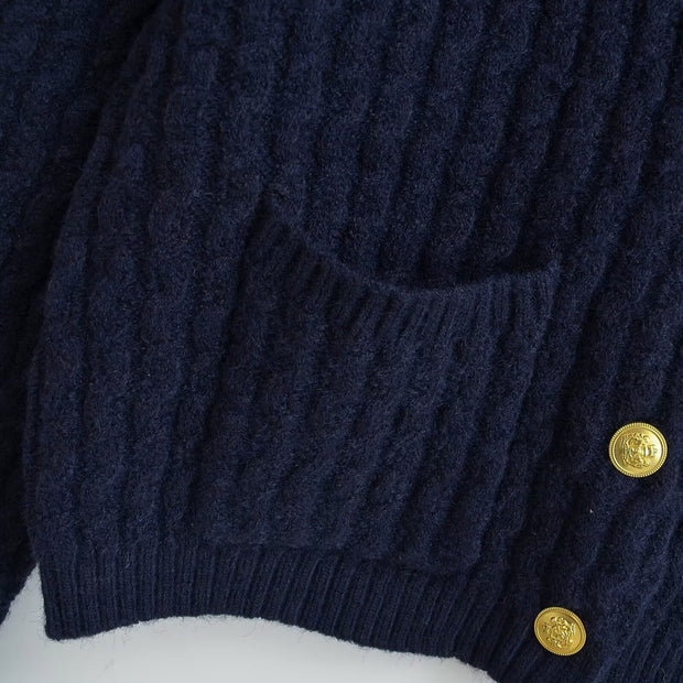 Damen Strickjacke mit strukturiertem Design und goldenen Knöpfen WW