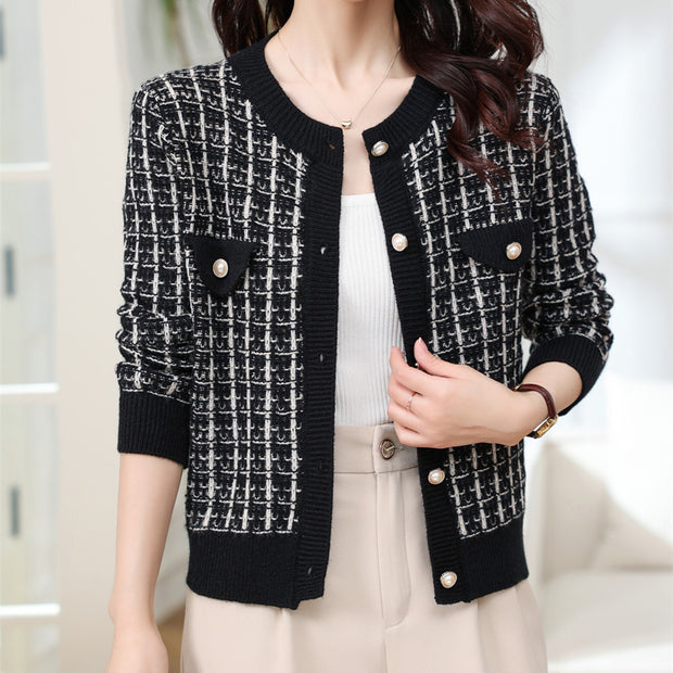 Damen Strickjacke mit strukturiertem Design und Perlknöpfen WW