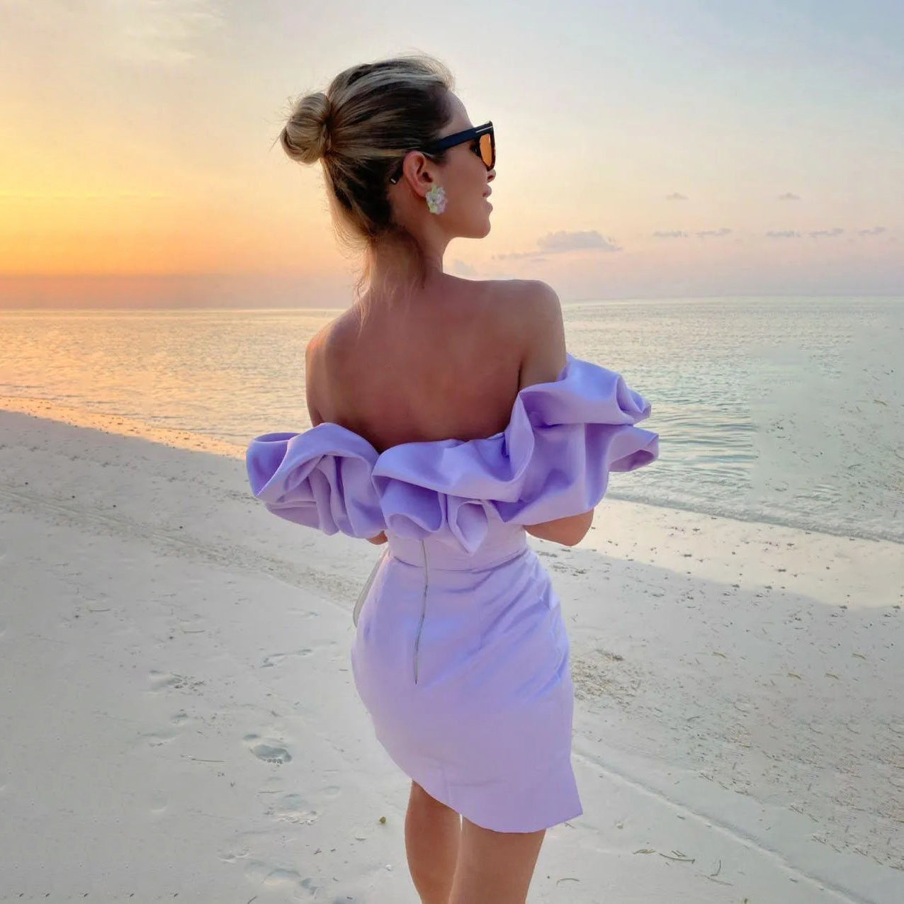 Damen Off-Shoulder Minikleid mit voluminösen Rüschen WW