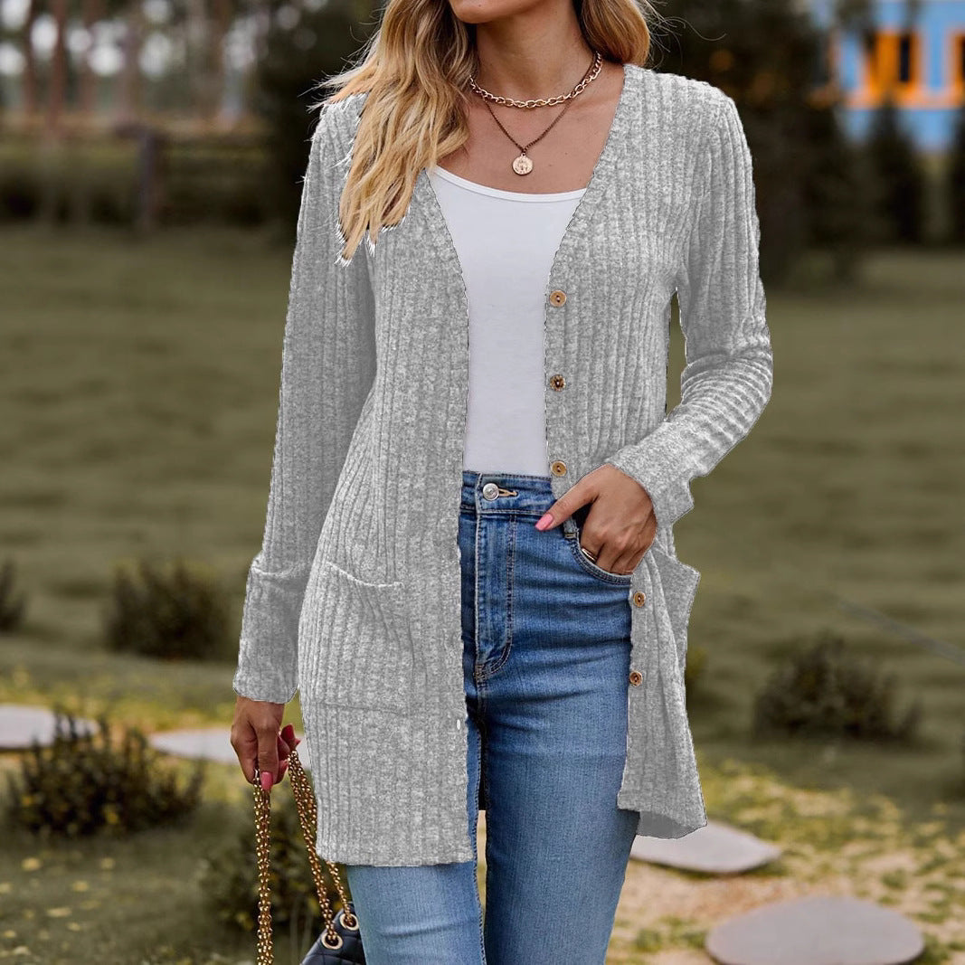 Damen Strickjacke mit V-Ausschnitt und praktischen Taschen WW