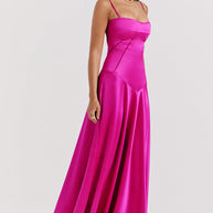 WW | Abendkleid Satin Glanz Spaghetti Träger Rückenfrei Schmaler Schnitt Elegantes Kleid