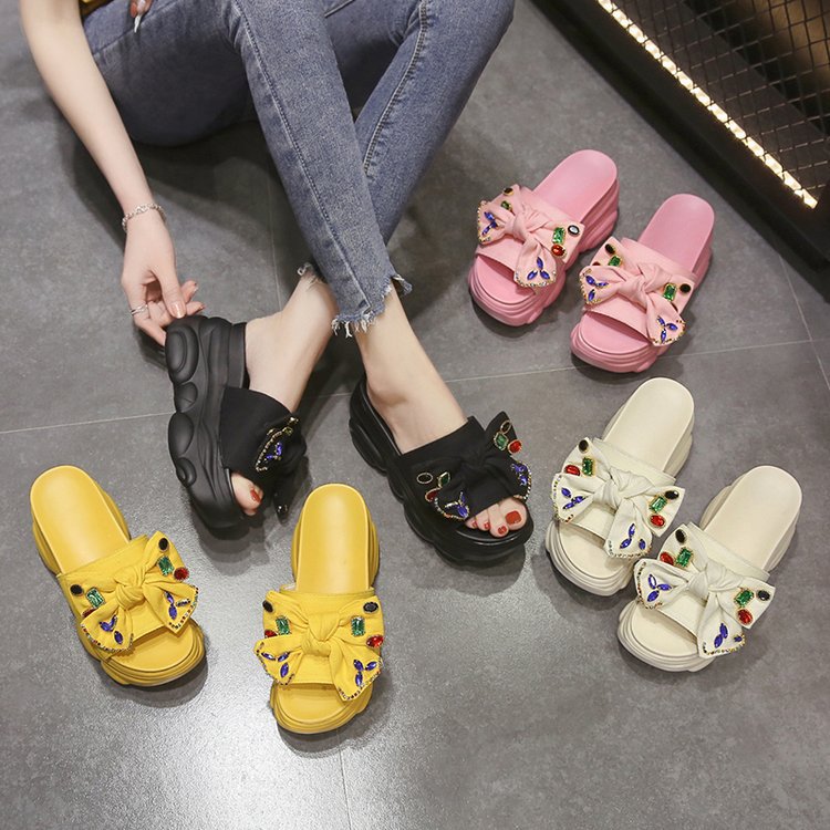 Damen Plattform-Pantoletten mit dekorativem Schleifen- und Strassdesign W&W