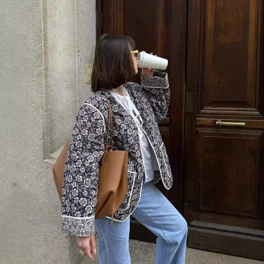 Damen elegante Floral-Jacke im Oversized-Schnitt mit strukturierten Details WW