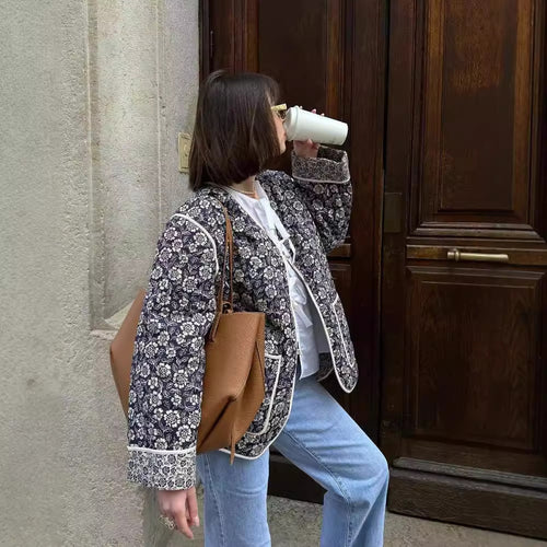 Damen elegante Floral-Jacke im Oversized-Schnitt mit strukturierten Details WW