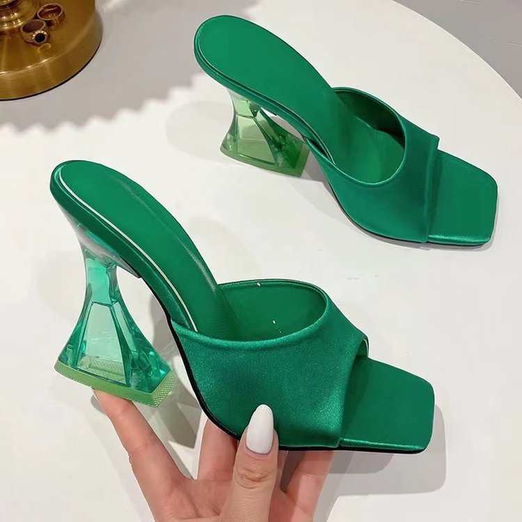 Damen Elegante und modische Mules mit transparentem Blockabsatz W&W