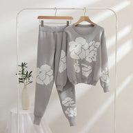 Damen Strickanzug mit floralen Designs WW
