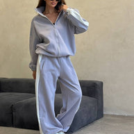 Damen sportlicher Fleece-Jogginganzug mit hohem Kragen und seitlichen Nähten WW