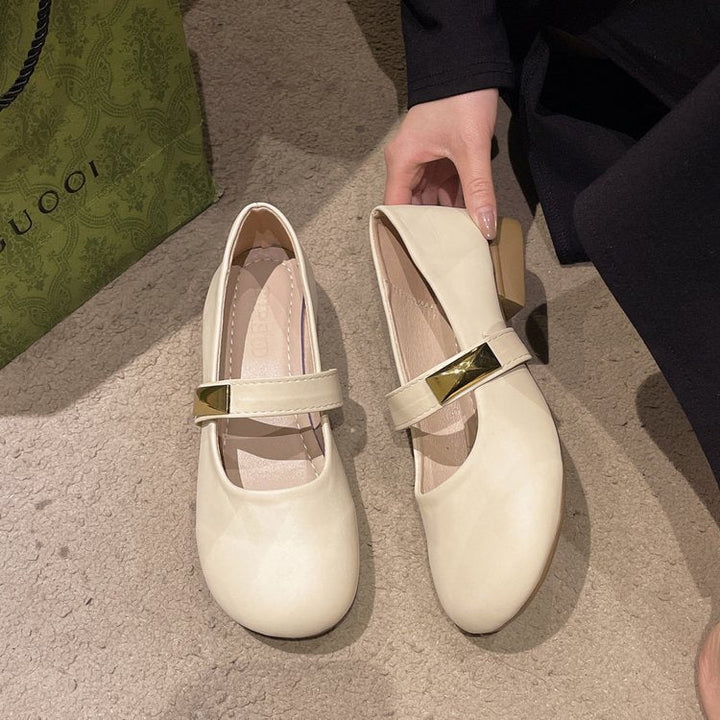 Damen Ballerinas mit dekorativem Riemchen und goldener Applikation W&W Mode