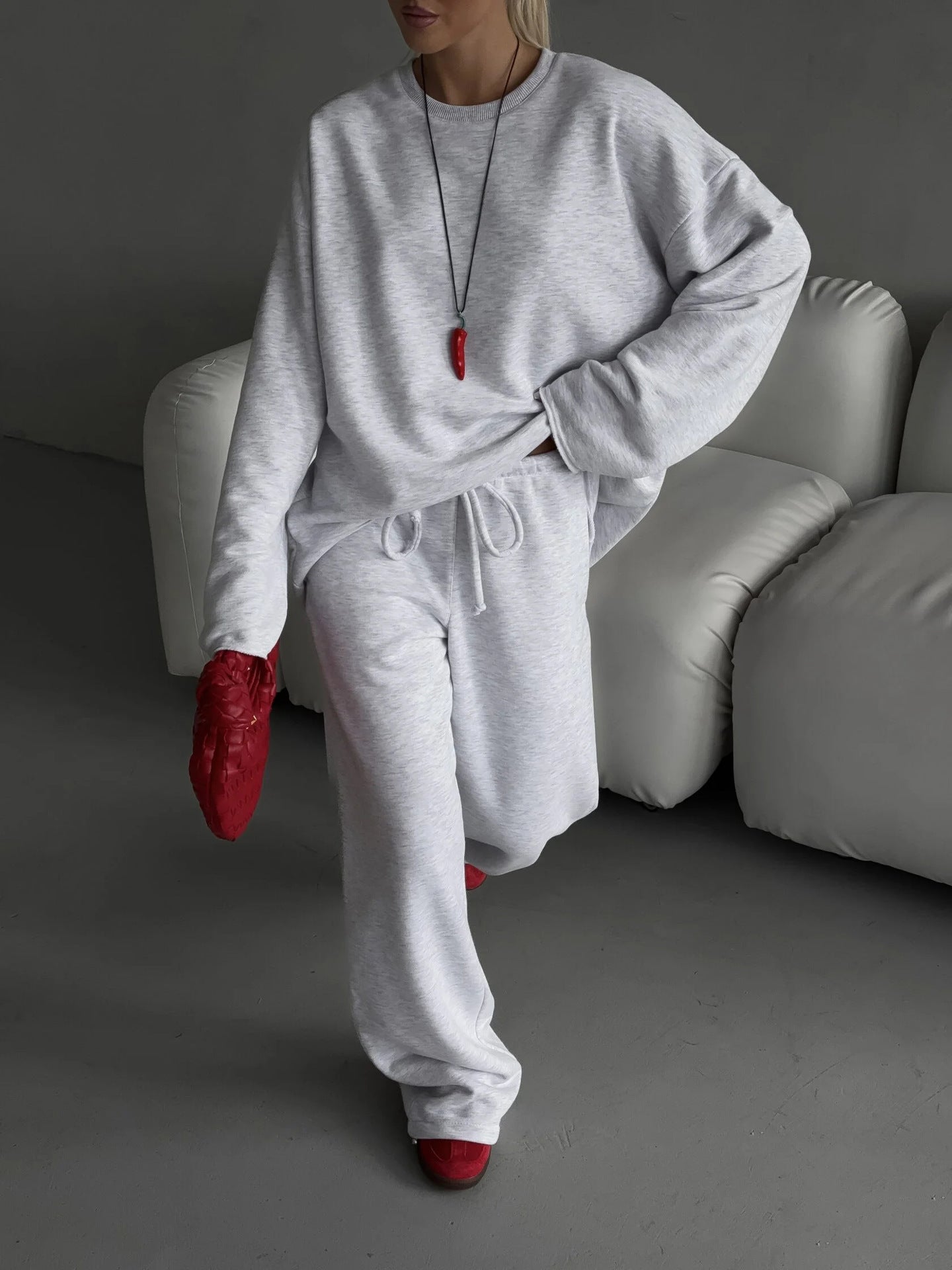 Damen Bequemer und stylischer Oversize Sweat-Anzug mit elastischem Bund WW