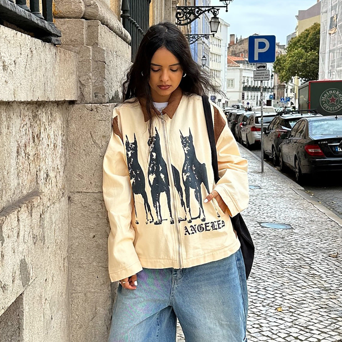 Damen Streetwear-Jacke mit einzigartigem Hunde-Print und lässigen Schnitten WW