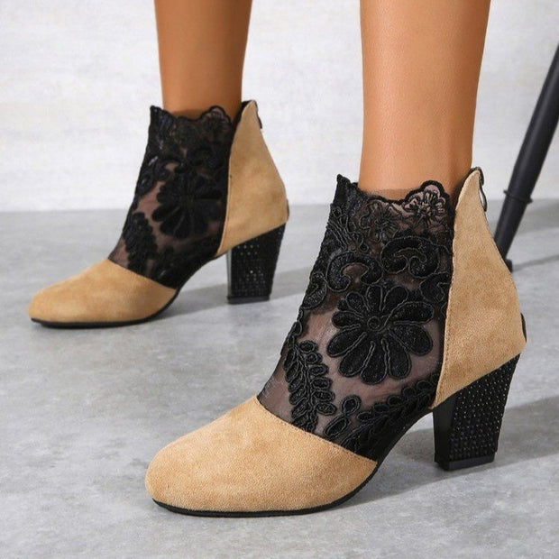 Damen Stiefeletten mit romantischem Spitzen-Obermaterial und komfortablem Blockabsatz W&W