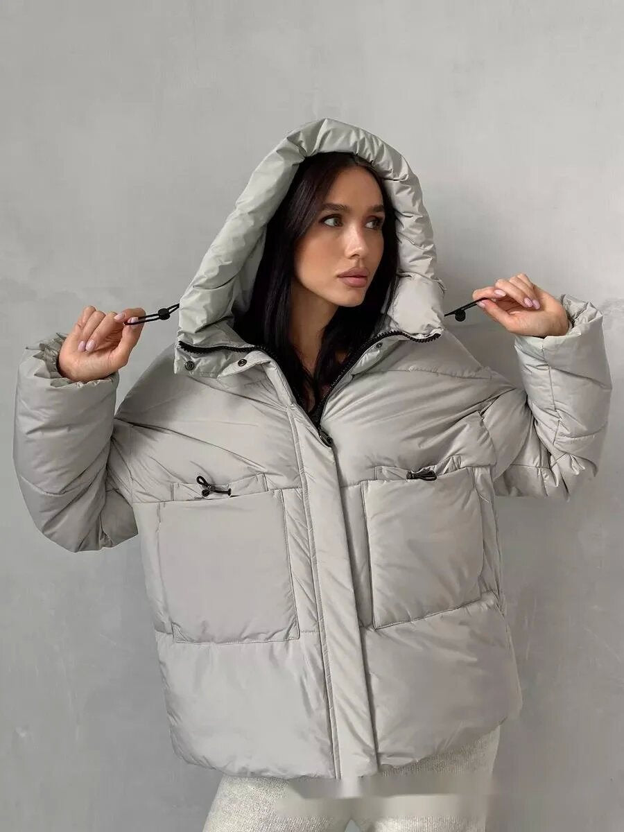 Damen Sportliche Winterjacke mit hohem Kragen und praktischen Taschen WW