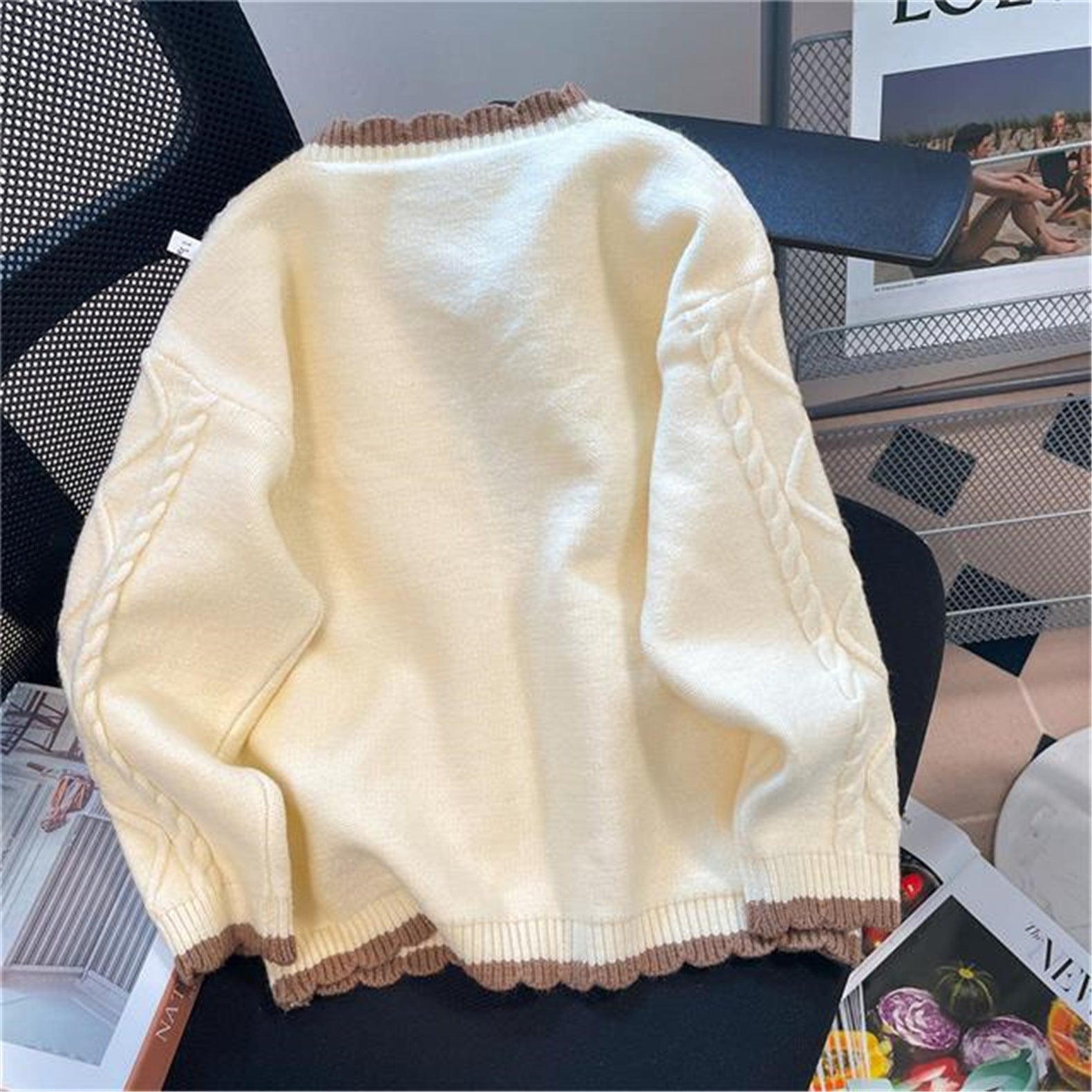 Damen Strickjacke mit Blumenmuster WW