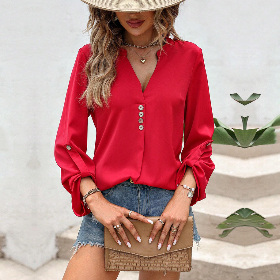 Damen Bluse mit elegantem V-Ausschnitt und raffinierten Knopfdetails W&W