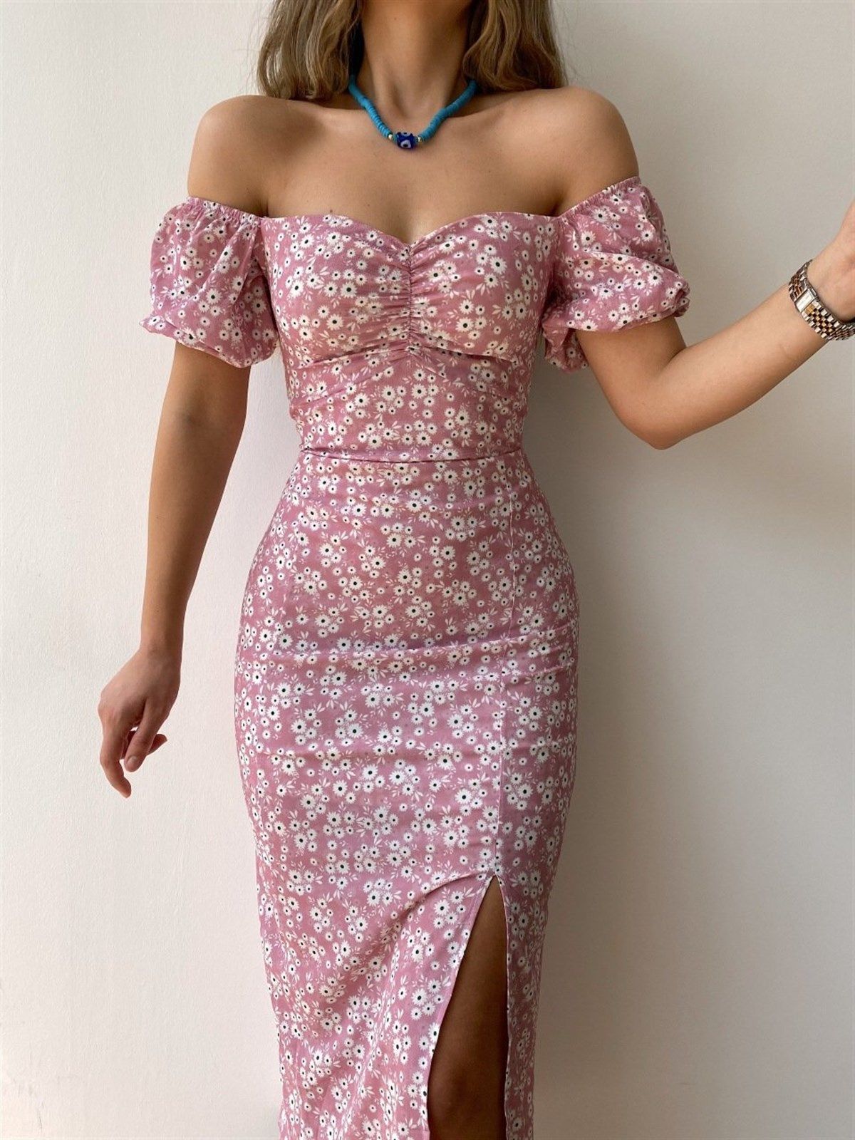 Damen Maxikleid mit schulterfreiem Design und floralem Print WW