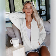 Damen Bequeme Kapuzenjacke mit klassischem Schnitt und praktischen Taschen WW