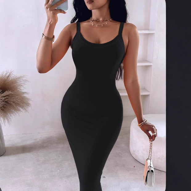 Damen figurbetontes Maxikleid mit schmalen Trägern und raffiniertem Schnitt WW