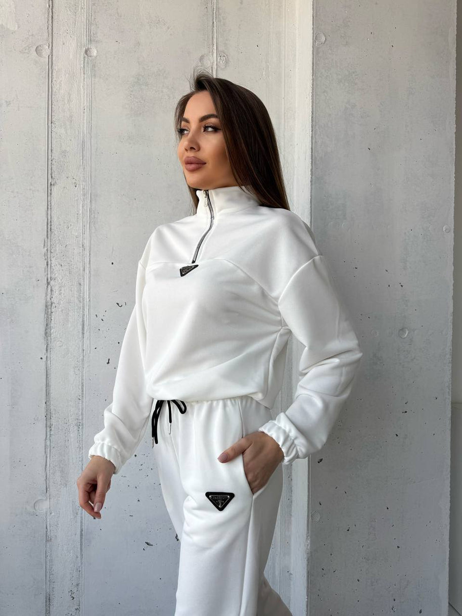 Damen sportliches Set aus weichem Fleece mit Kapuze WW