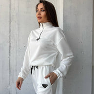 Damen sportliches Set aus weichem Fleece mit Kapuze WW
