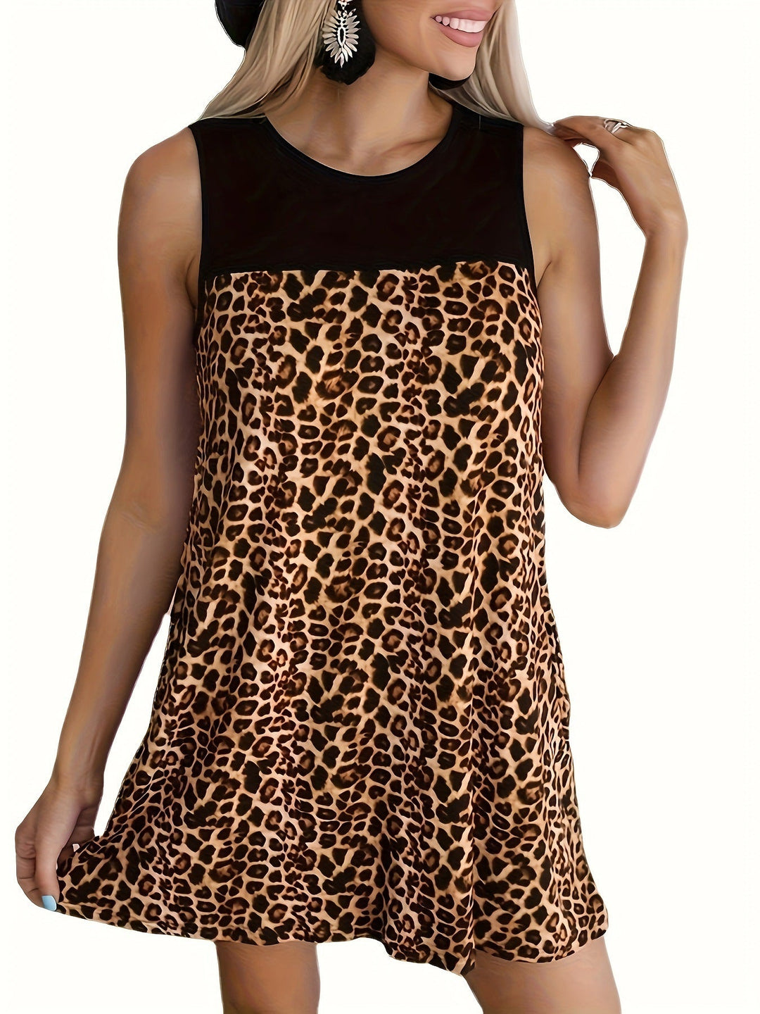 Damen Kleid mit modernem Animal-Print und luftiger Passform W&W Mode