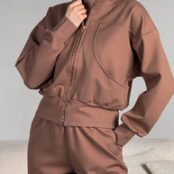 Damen Sportliche Sweatjacke mit praktischen Taschen und gemütlichem Schnitt WW