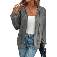 Damen gemütliche Kapuzenjacke im stylischen Rippstrickdesign WW