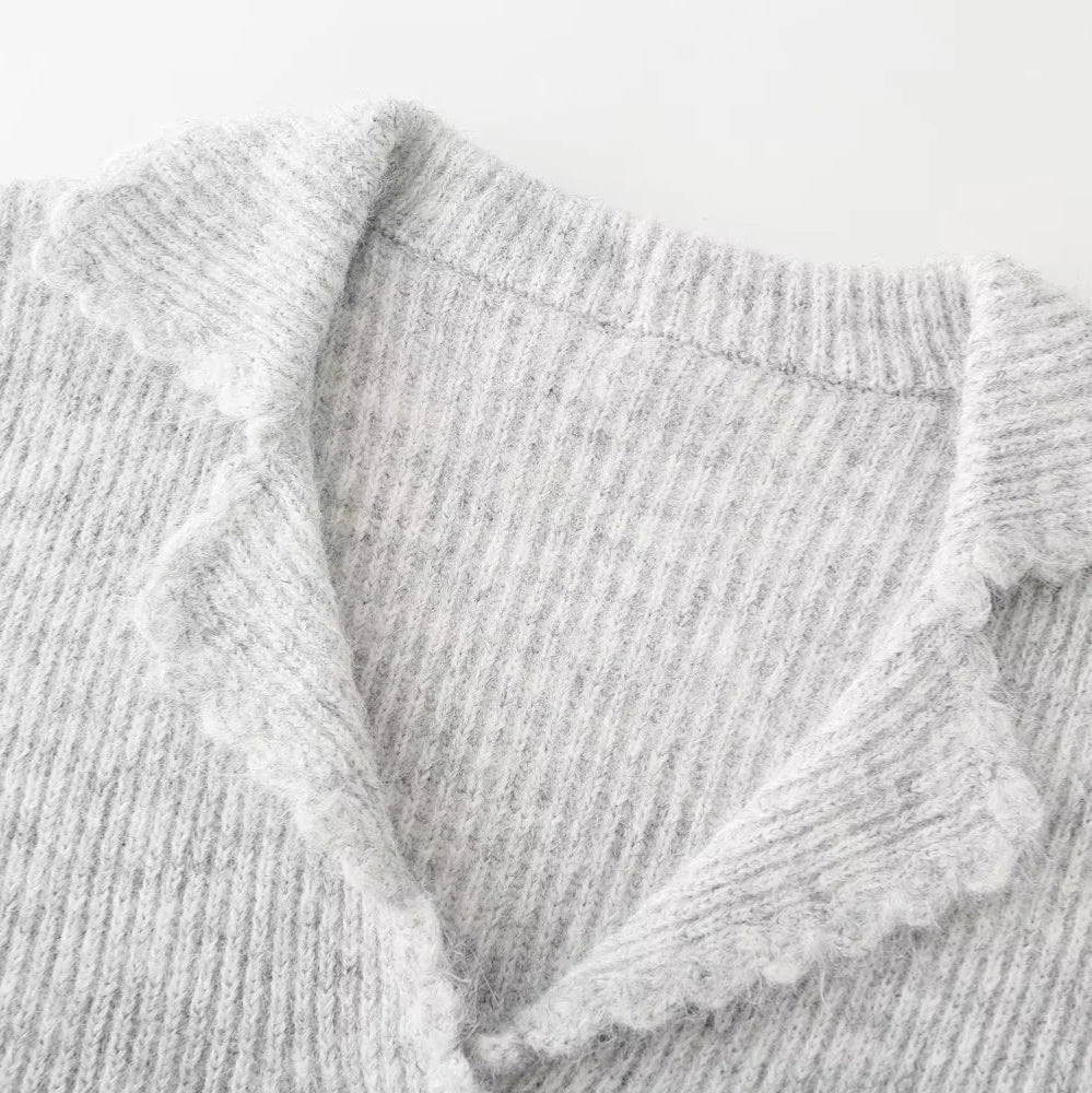 Damen modische Wohlfühl-Strickjacke mit elegantem Kragen und praktischen Taschen W&W Mode