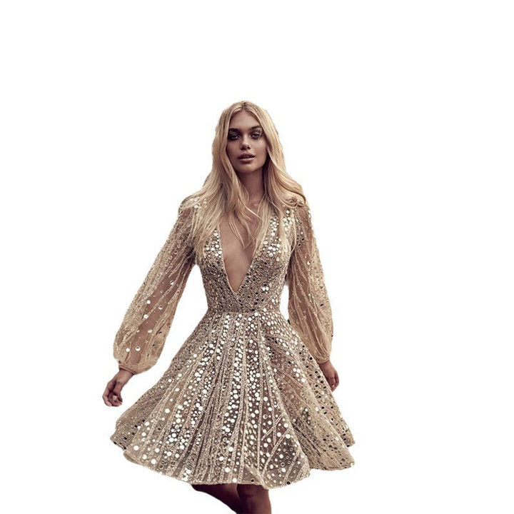 Damen Tüllkleid mit Pailletten und transparenten Ärmeln