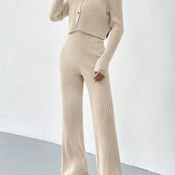 Damen Set mit Rippstruktur und modischem V-Ausschnitt WW