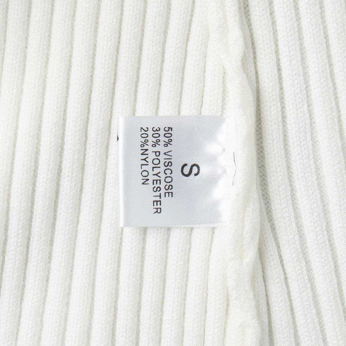 Damen sportlicher Strickpullover mit hohem Kragen WW