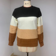 Damen Rundhals Strickpullover mit modernen Farbkombinationen WW