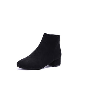 Damen Ankle-Boots mit modernem, minimalistischem Design und komfortablem Blockabsatz W&W