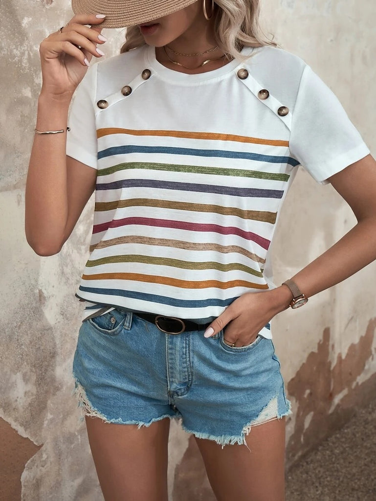 Damen gestreiftes T-Shirt mit modischen Knopfdetails und Rundhalsausschnitt WW