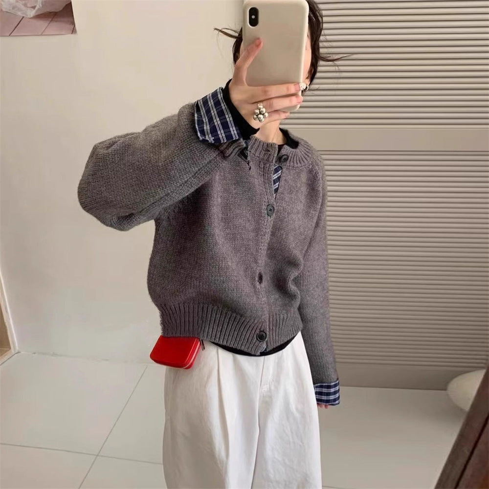 Damen Strickjacke mit eleganten Knopfdetails und hübschem Muster WW