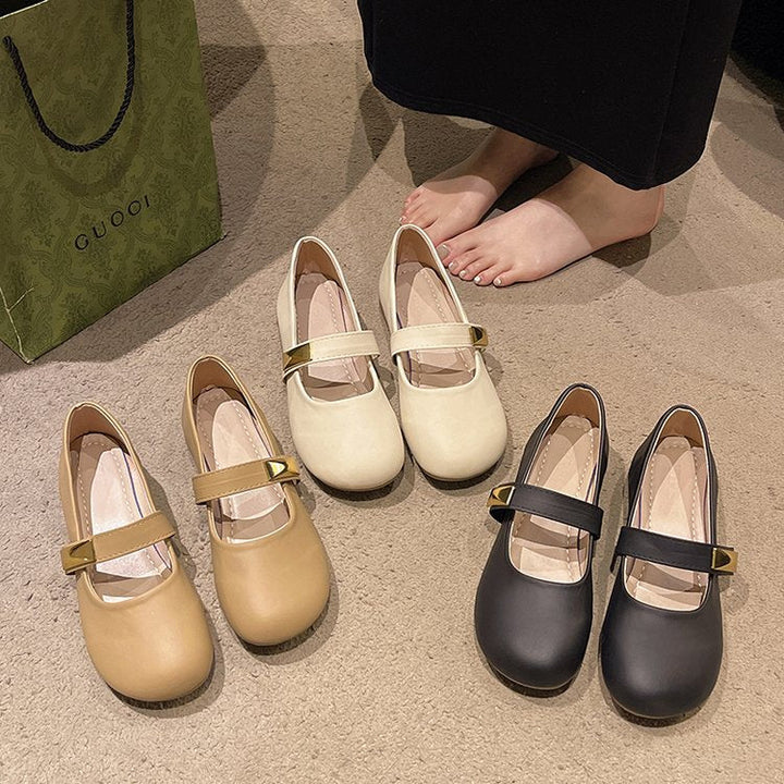 Damen Ballerinas mit dekorativem Riemchen und goldener Applikation W&W Mode